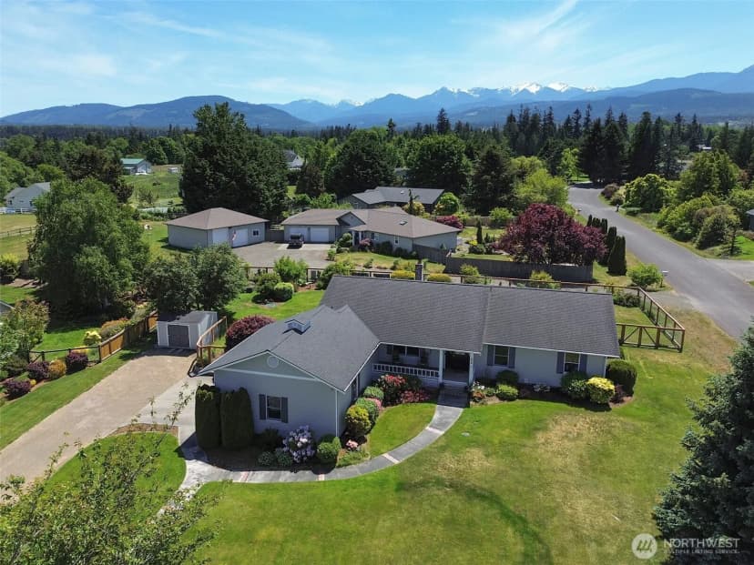 Property photo for 22 E Bedinger Road, Sequim