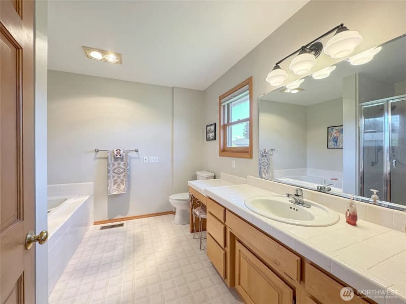 Property photo for 22 E Bedinger Road, Sequim photo 22