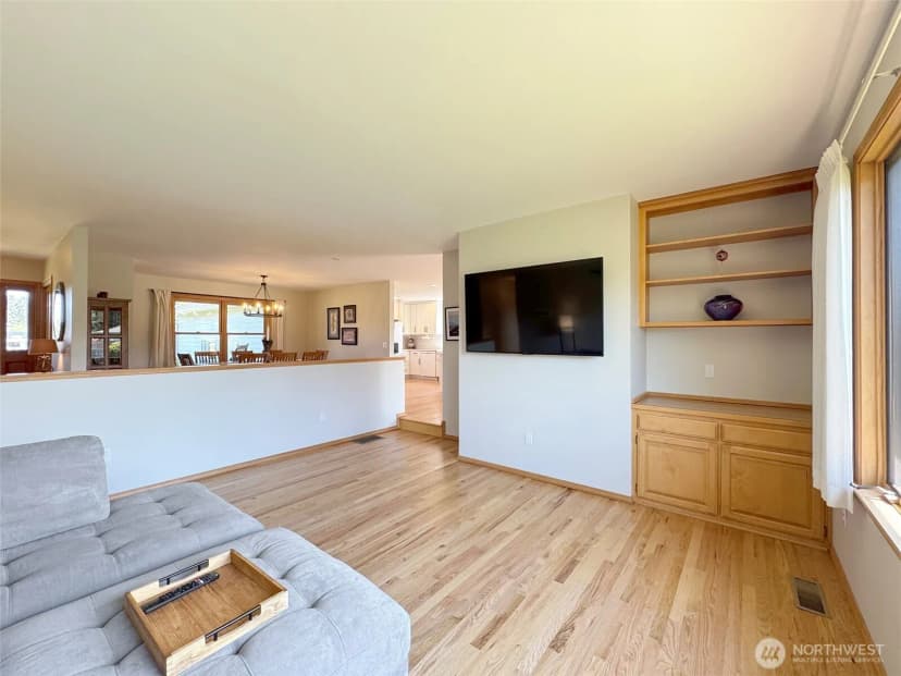 Property photo for 22 E Bedinger Road, Sequim photo 9
