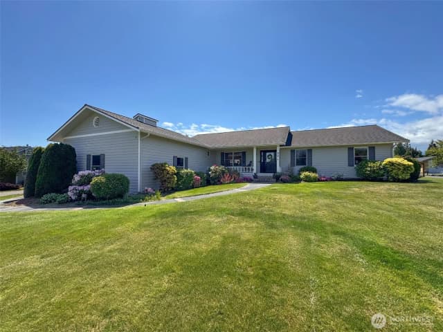 Property photo for 22 E Bedinger Road, Sequim photo 2