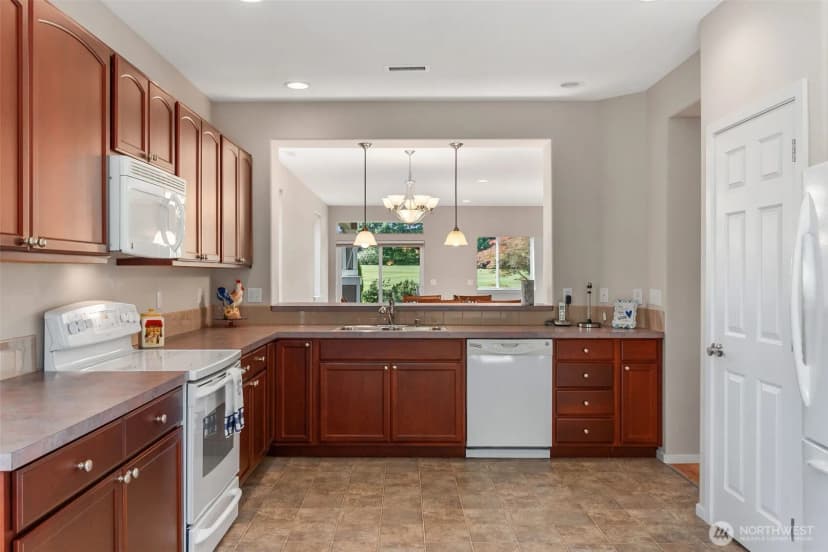 Property photo for 8315 Vashon Drive Ne, Lacey photo 13