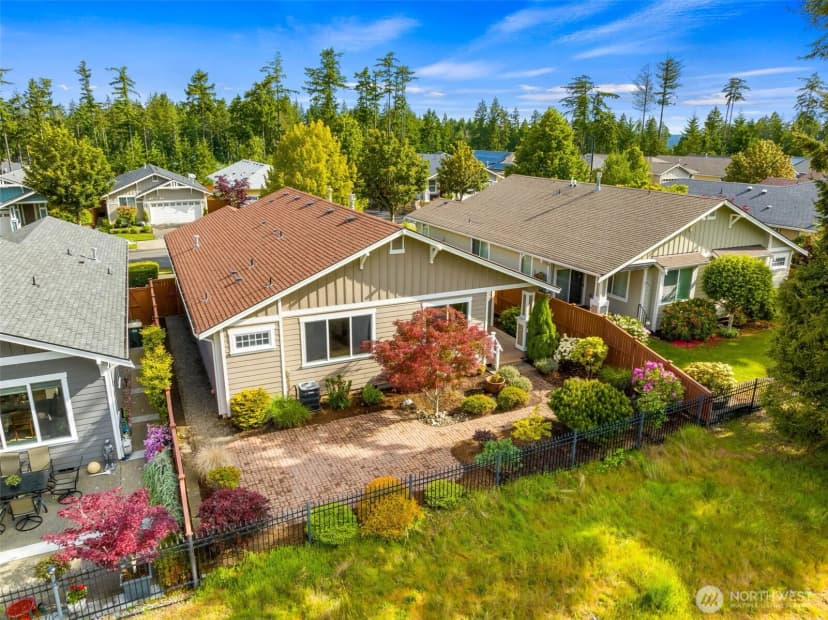 Property photo for 8315 Vashon Drive Ne, Lacey photo 4