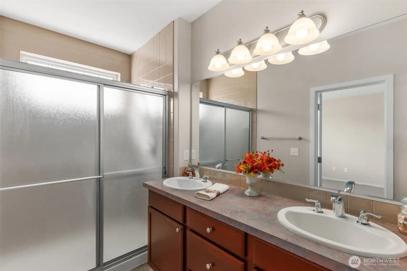 Property photo for 8315 Vashon Drive Ne, Lacey photo 19