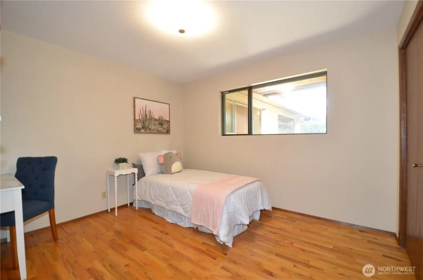 Property photo for 18215 108th Avenue Ne, Bothell photo 19