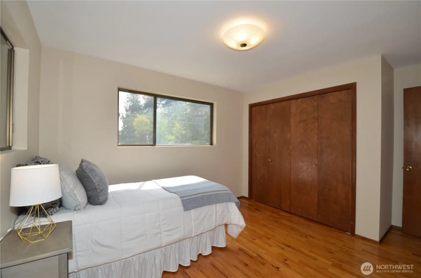 Property photo for 18215 108th Avenue Ne, Bothell photo 22