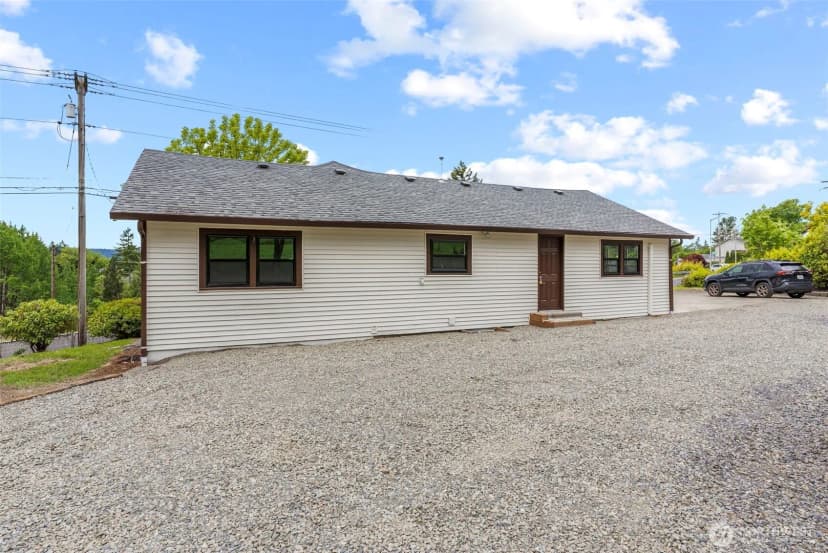 Property photo for 2914 Columbia Heights Road, Longview photo 21