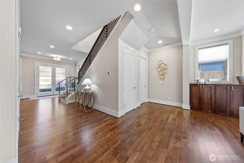 Property photo for 4021 91st Avenue Se, Mercer Island photo 16