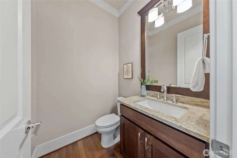 Property photo for 4021 91st Avenue Se, Mercer Island photo 31