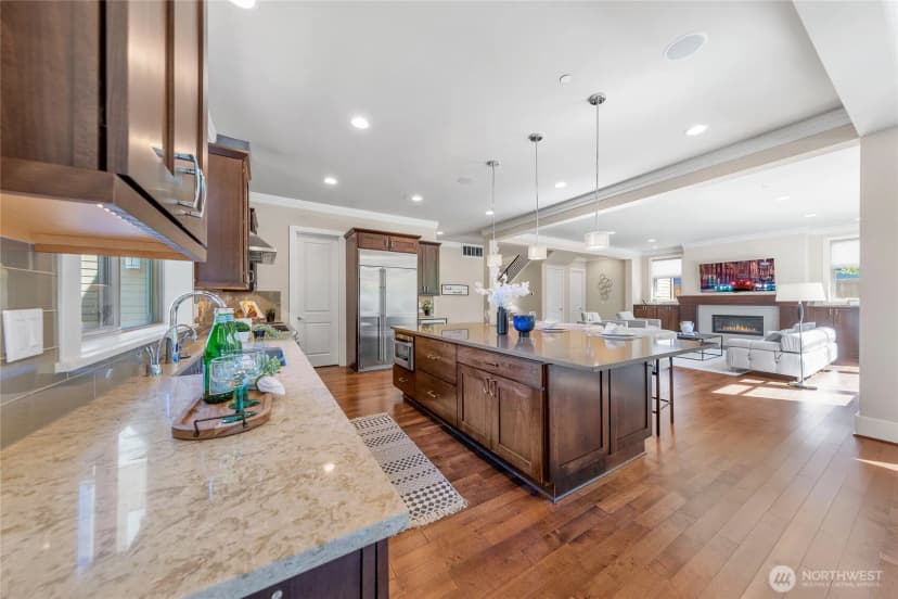 Property photo for 4021 91st Avenue Se, Mercer Island photo 13