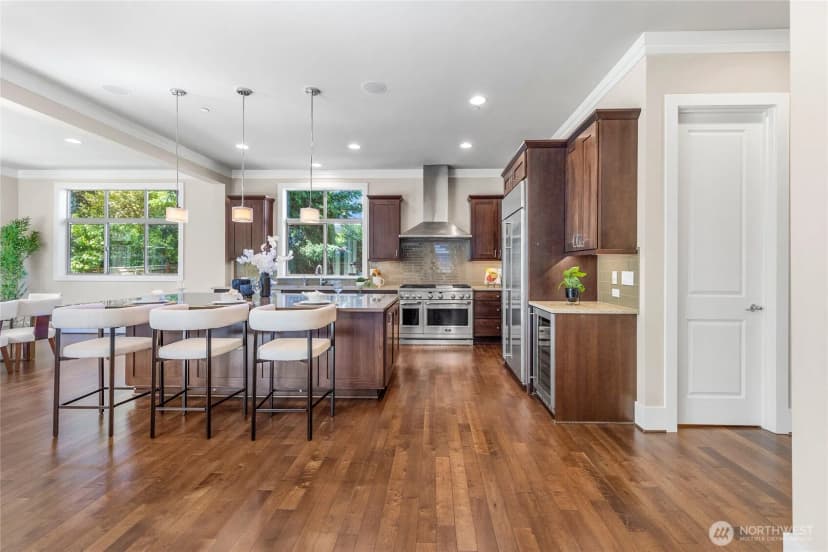 Property photo for 4021 91st Avenue Se, Mercer Island photo 8