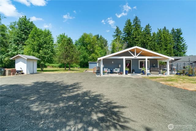 Property photo for 7211 Lakeside Street Sw, Olympia photo 3