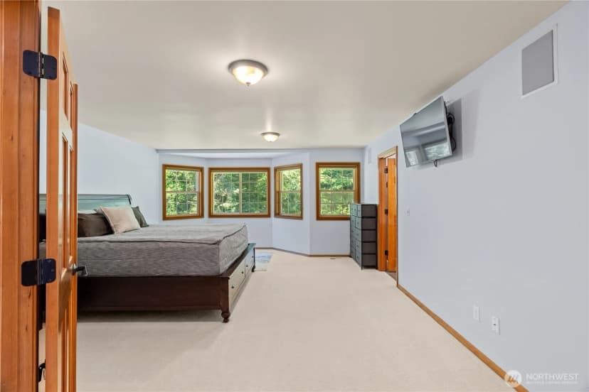 Property photo for 1024 Fairway Drive, Aberdeen photo 18
