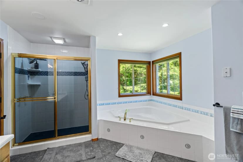 Property photo for 1024 Fairway Drive, Aberdeen photo 23