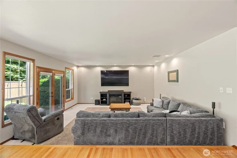 Property photo for 1024 Fairway Drive, Aberdeen photo 13