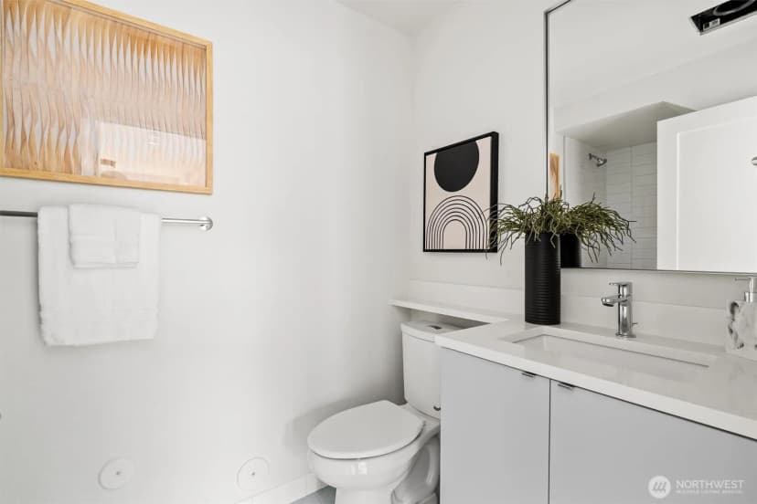 Property photo for 4519 A Bagley Avenue N, Seattle photo 15