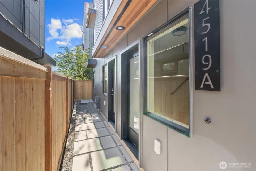 Property photo for 4519 A Bagley Avenue N, Seattle photo 2