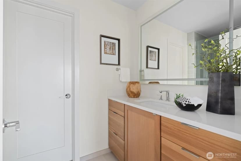 Property photo for 4519 A Bagley Avenue N, Seattle photo 11