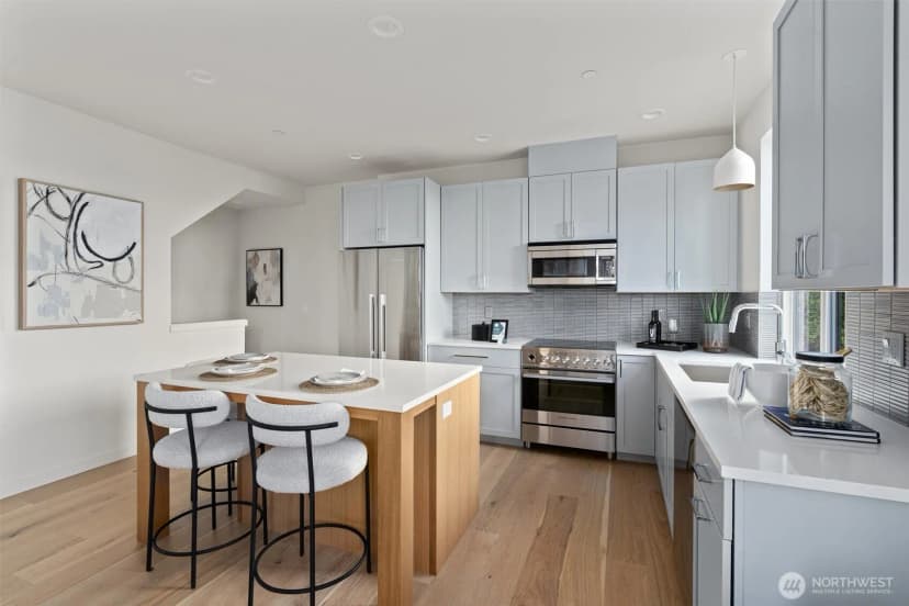 Property photo for 4519 A Bagley Avenue N, Seattle photo 8