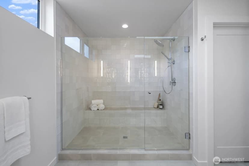 Property photo for 377 Valley Street, Seattle photo 17