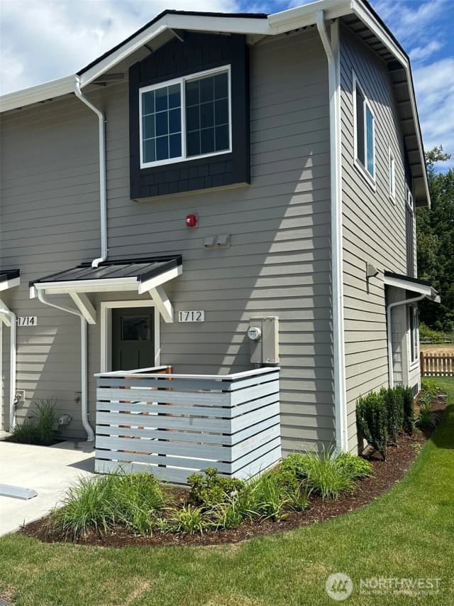 Property photo for 1712 Sunup Loop, Bellingham photo 3