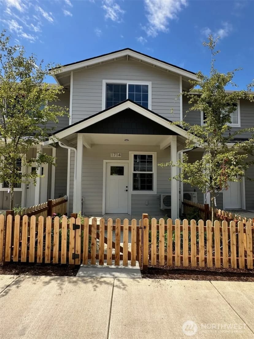 Property photo for 1714 Sunup Loop, Bellingham