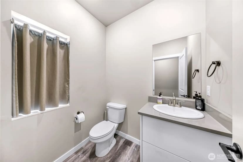 Property photo for 2912 Sandwood Lane, Blaine photo 19