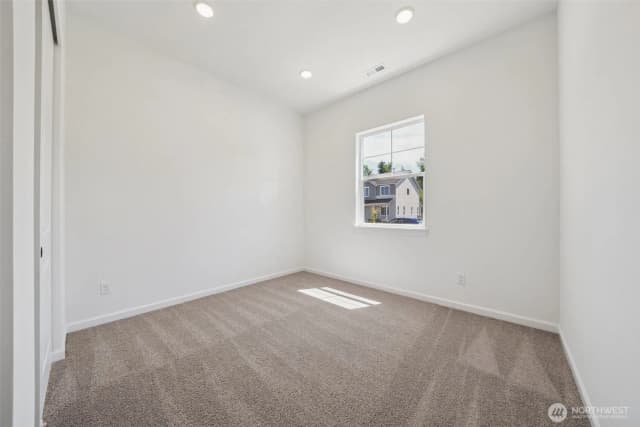 Property photo for 932 Lucas Avenue #21, Buckley photo 3
