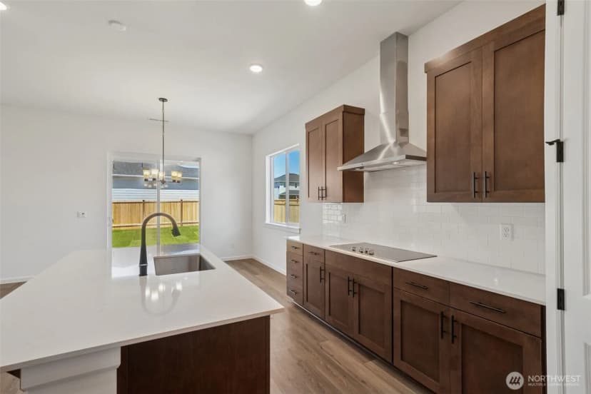 Property photo for 932 Lucas Avenue #21, Buckley photo 18