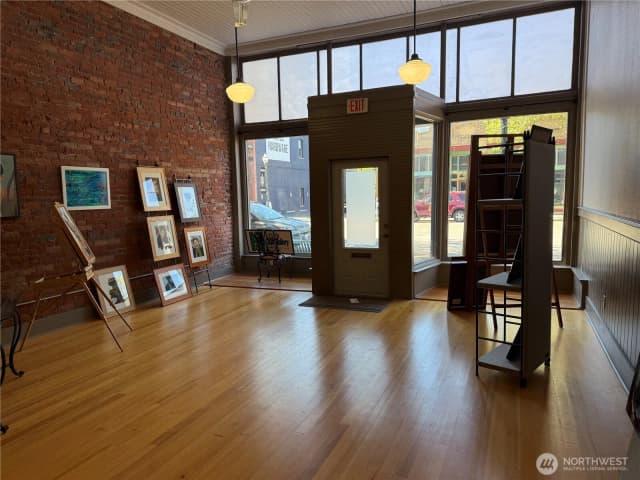 Property photo for 250 E Main Street, Dayton photo 5