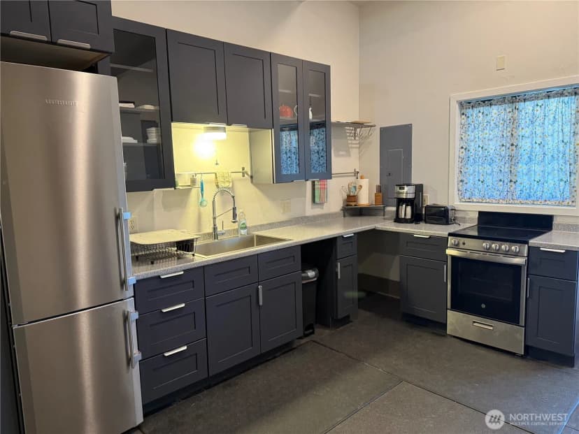 Property photo for 250 E Main Street, Dayton photo 18