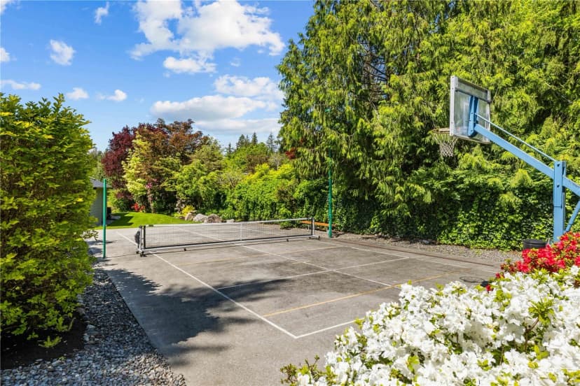 Property photo for 2045 E Beaver Lake Drive Se, Sammamish photo 28