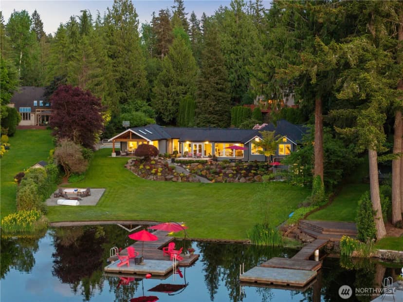 Property photo for 2045 E Beaver Lake Drive Se, Sammamish
