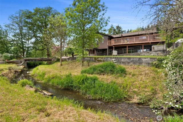 Property photo for 154 Sanderson Road, Chehalis