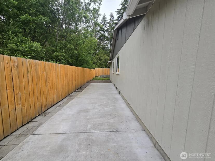 Property photo for 270 America Boulevard, Sequim photo 12
