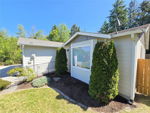 Property photo for 270 America Boulevard, Sequim photo 4