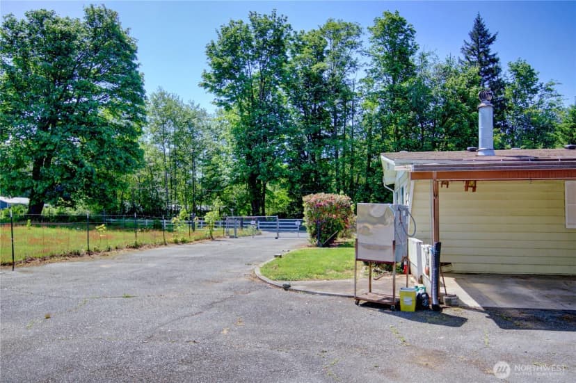 Property photo for 22665 Mosier Road, Sedro Woolley photo 31