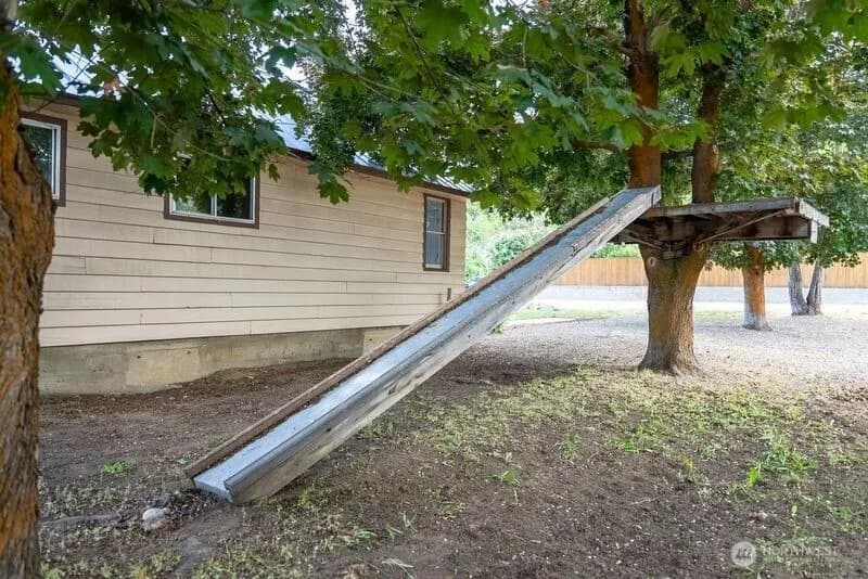 Property photo for 318 Lombard Street, Twisp photo 17