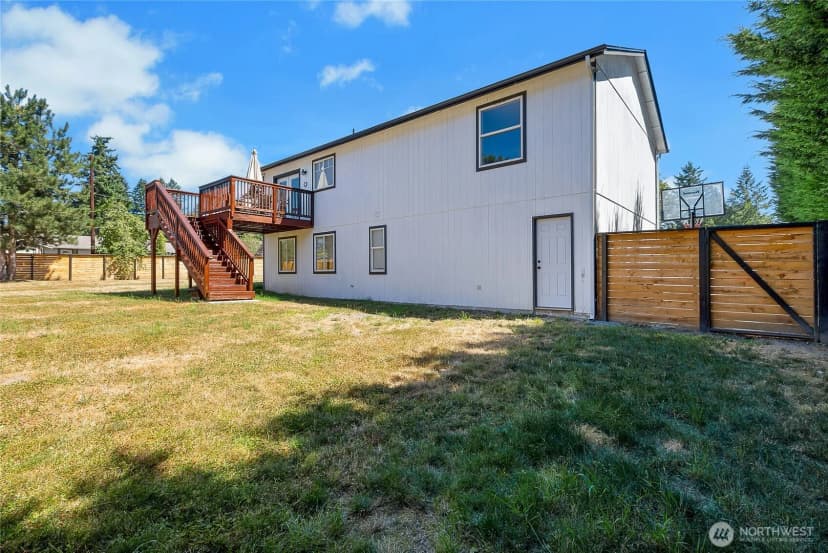 Property photo for 35415 51st Avenue S, Auburn photo 23
