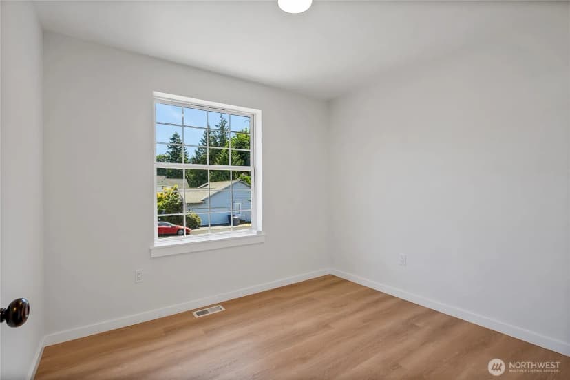 Property photo for 35415 51st Avenue S, Auburn photo 11