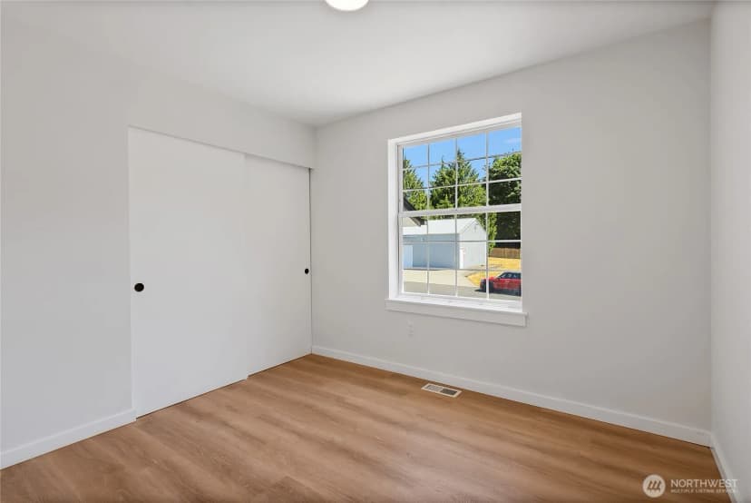 Property photo for 35415 51st Avenue S, Auburn photo 12