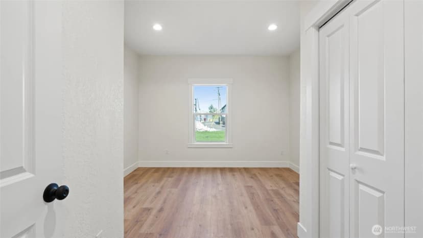 Property photo for 214 E Oak Street, Walla Walla photo 12