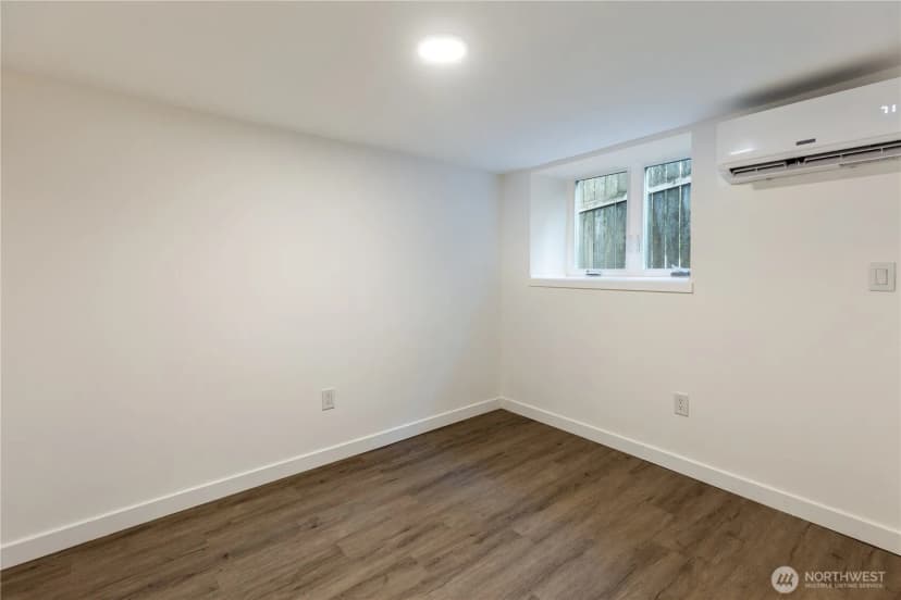 Property photo for 5246 21st Avenue Sw #unit A, Seattle photo 15