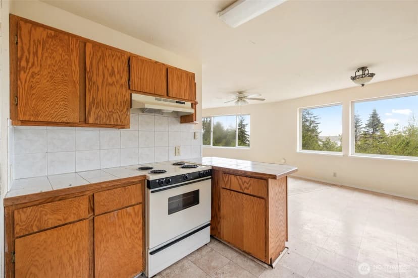 Property photo for 300 North Street, Sequim photo 10