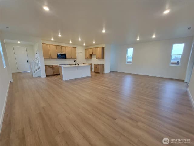 Property photo for 994 Britschgi Street #10, Buckley photo 4