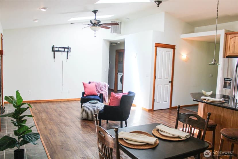 Property photo for 17247 154th Avenue Se, Yelm photo 9
