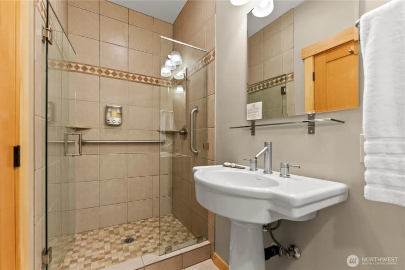 Property photo for 140 Twisp Avenue W #204, Twisp photo 32