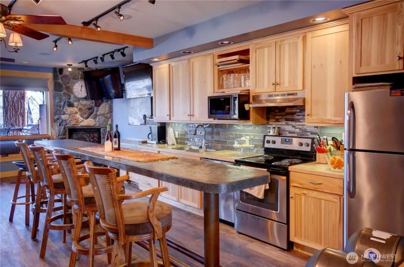 Property photo for 140 Twisp Avenue W #204, Twisp photo 37
