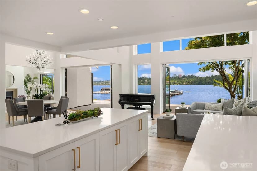 Property photo for 8620 N Mercer Way, Mercer Island photo 14