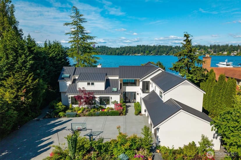 Property photo for 8620 N Mercer Way, Mercer Island photo 2