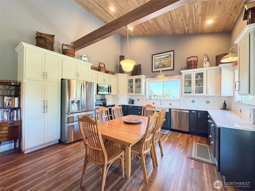 Property photo for 1068 Happy Valley Road, Sequim photo 8